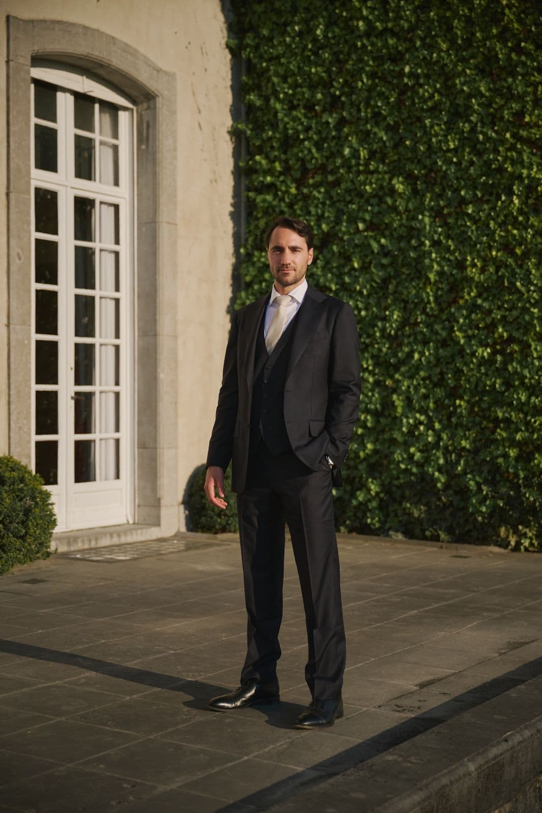 Raphaël Gilson in a suit